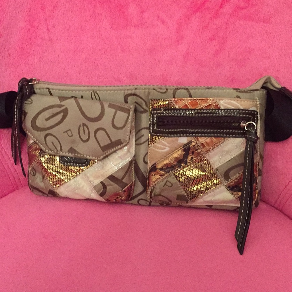 Cute Fanny pack.